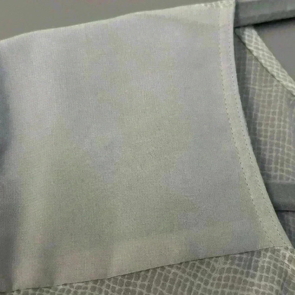 Banana Republic Women's Blouse (S17) - Picture 5 of 9